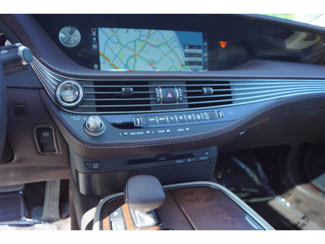 Certified PreOwned 2018 Lexus LS 500 Navigation / 20