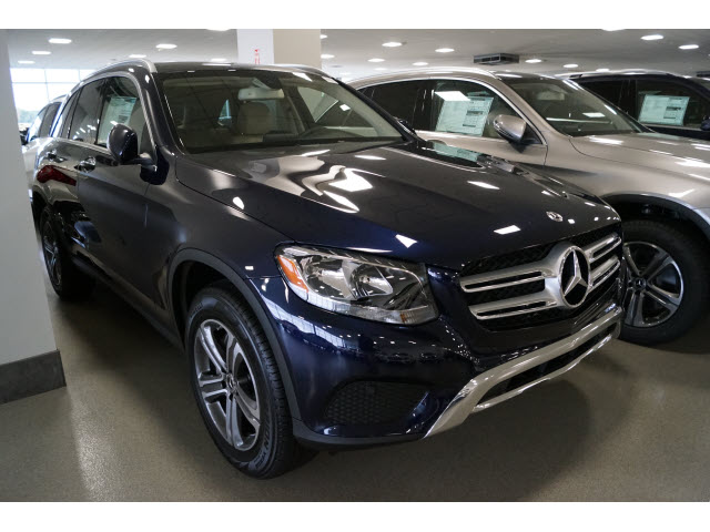 New 2019 Mercedes Benz Glc Glc 300 4matic Awd